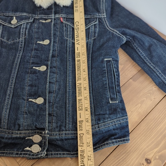 Levi’s Women's Sherpa Lined Short Denim Winter Trucker Jacket Size XS - Picture 9 of 14